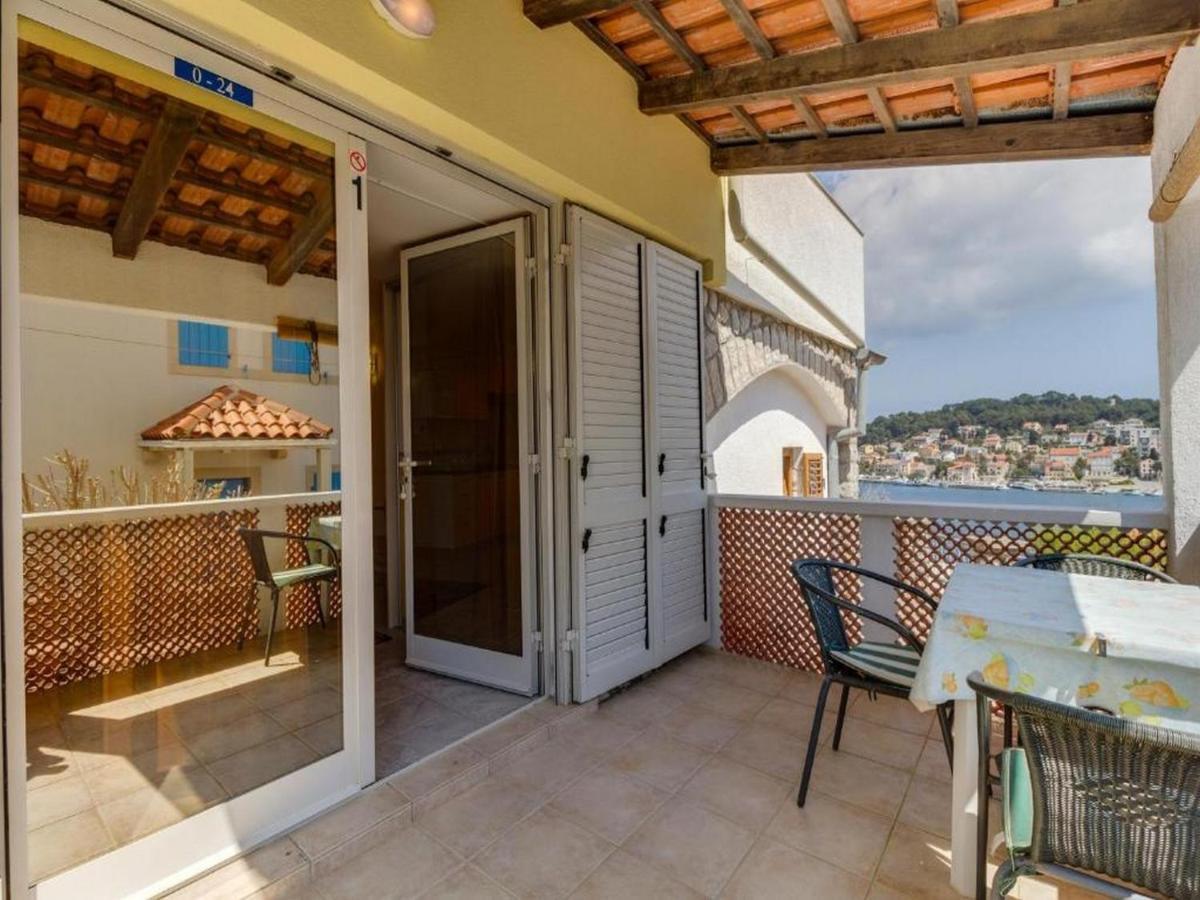 Apartments Joni Cikat Mali Lošinj Buitenkant foto